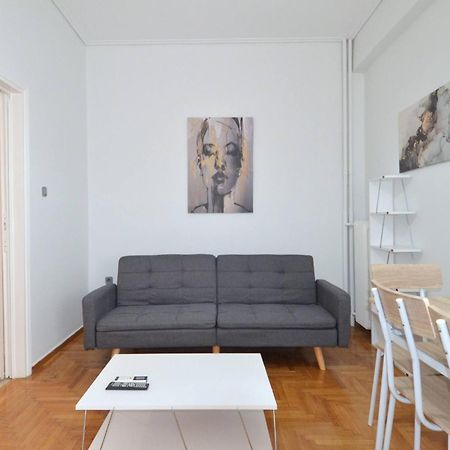 A Cozy Minimal Apartment At Koukaki, Dimitrako... Athens Exterior photo